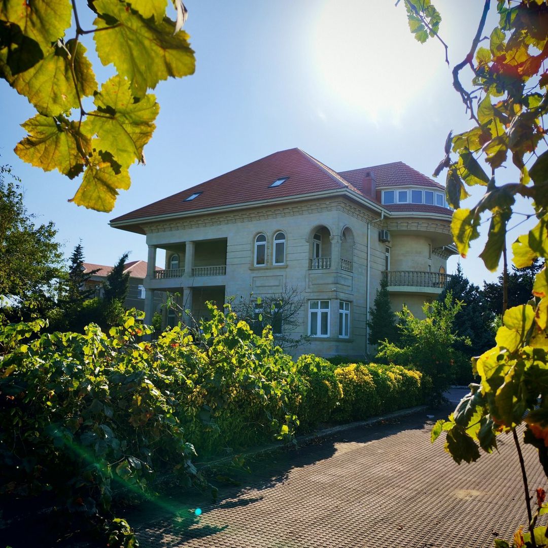 Satılır 10 otaqlı həyət evi/bağ evi 600 m² — Ev, villa, Bakı (5)