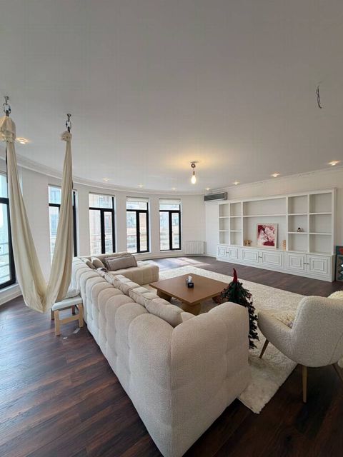Satılır 3 otaqlı yeni tikili 157 m² — Bakı