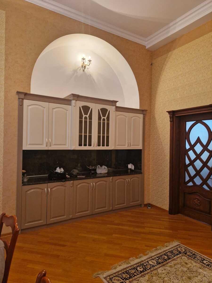 Satılır 5 otaqlı həyət evi/bağ evi 400 m² — Ev, villa, Bakı (10)