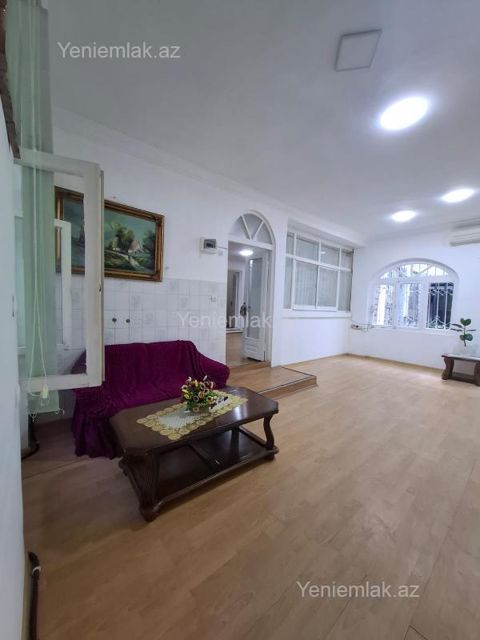 Kirayə 3 otaqlı Bina evi menzil (Köhnə tikili), 90 m², Nəsimi rayonu — Bakı