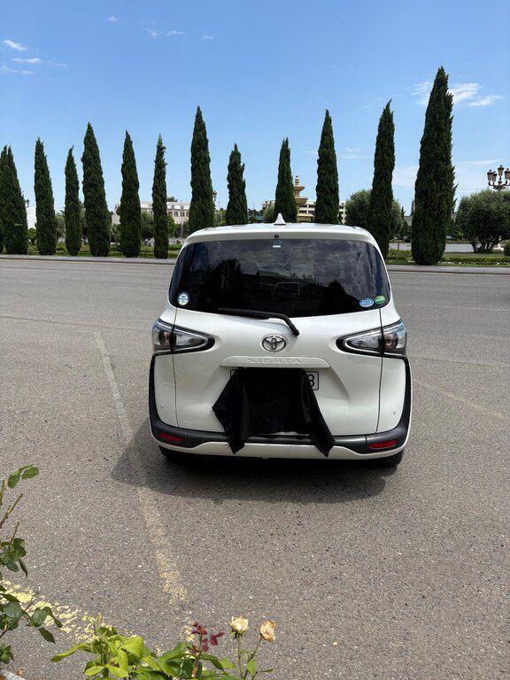 Toyota Sienta, 1.5 L, 2020 il, 87 000 km — Avtomobillər, Gəncə (10)