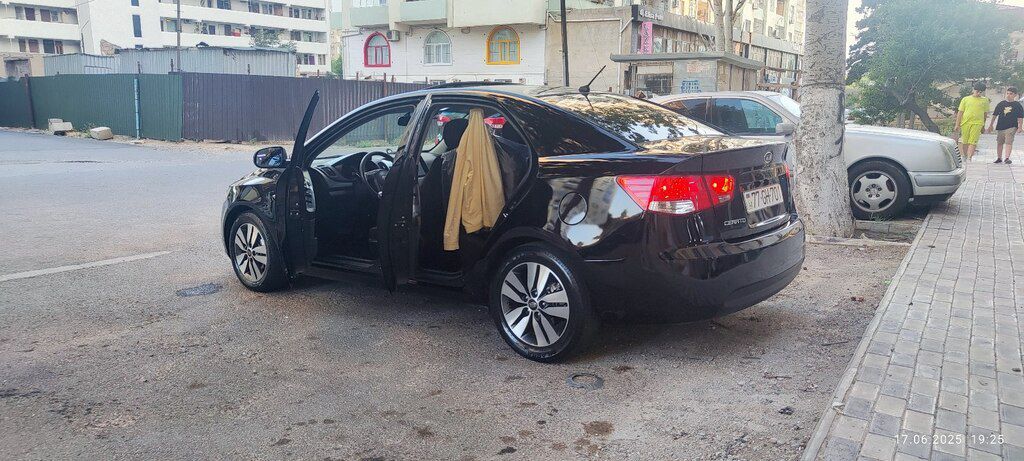 Kia Cerato, 1.6 L, 2012 il, 261 349 km 77-GH-701 — Avtomobillər, Bakı (9)