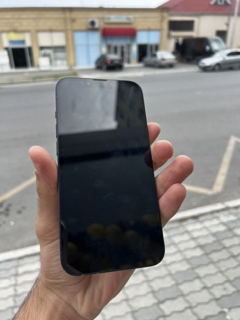 IPhone 13, 128 GB, Midnight, Simsiz şarj — Gəncə