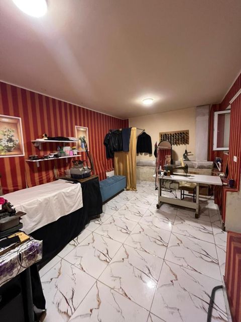 Satılır obyekt 17.5 m² — Bakı