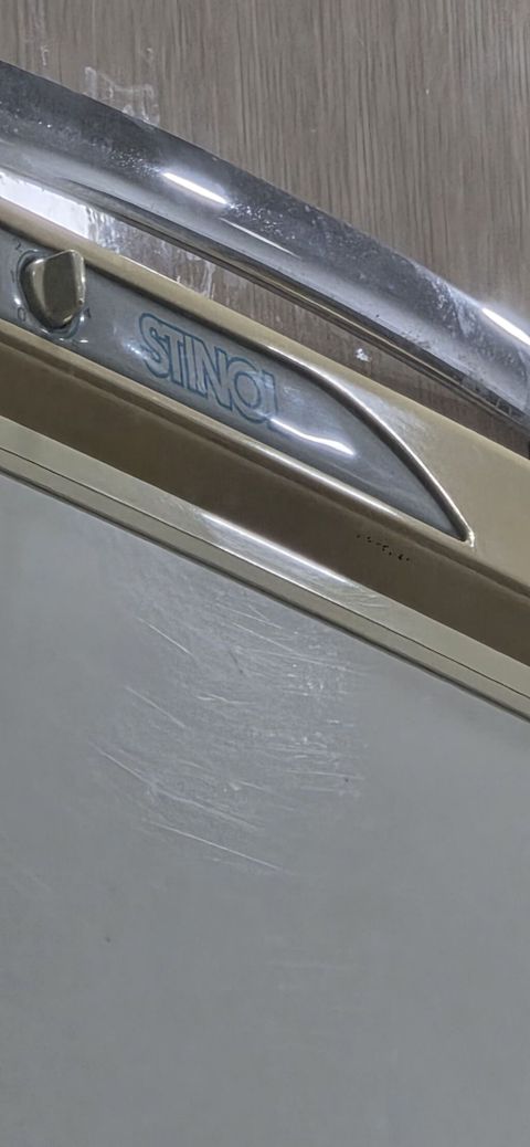 Soyuducu Stinol no frost(soyudmur ventilatoru ses edir) — Bakı