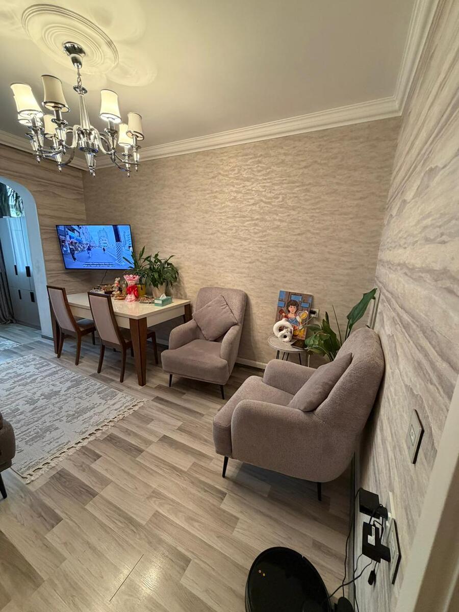 Satılır 3 otaqlı köhnə tikili 74 m² — Mənzil, Bakı (2)