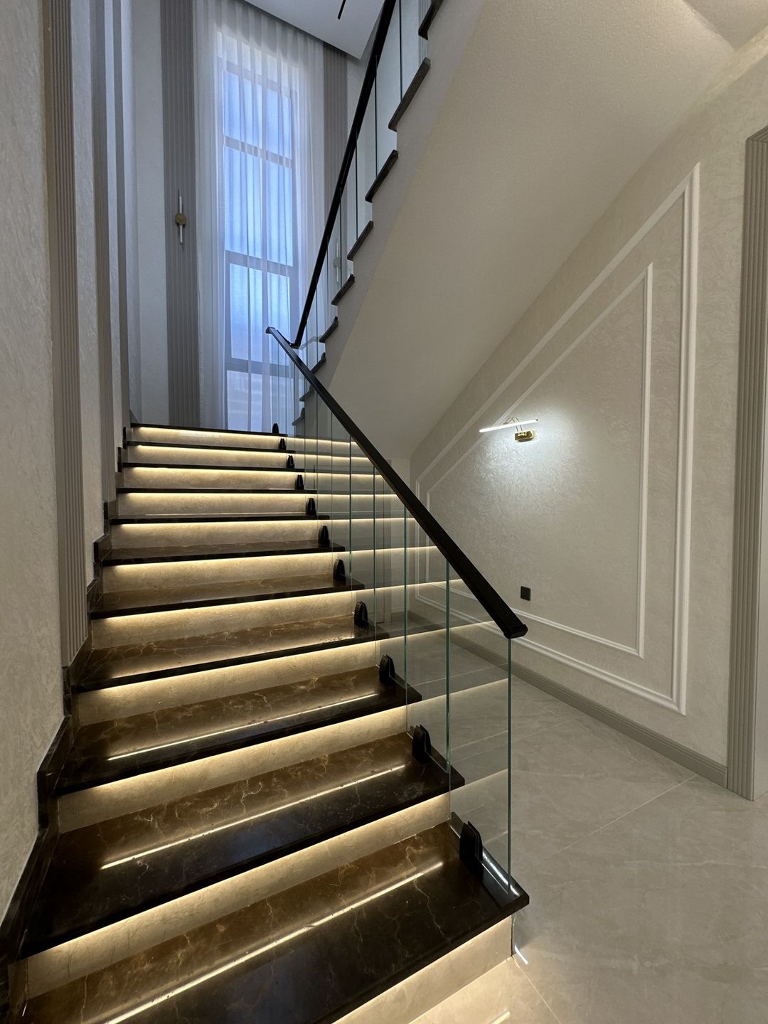 Satılır 5 otaqlı həyət evi/bağ evi 250 m² — Ev, villa, Bakı (9)