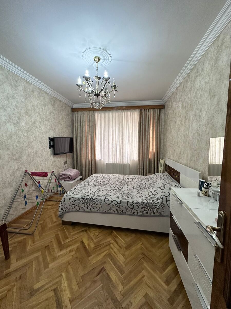 Satılır 4 otaqlı köhnə tikili 110 m² — Mənzil, Bakı (9)