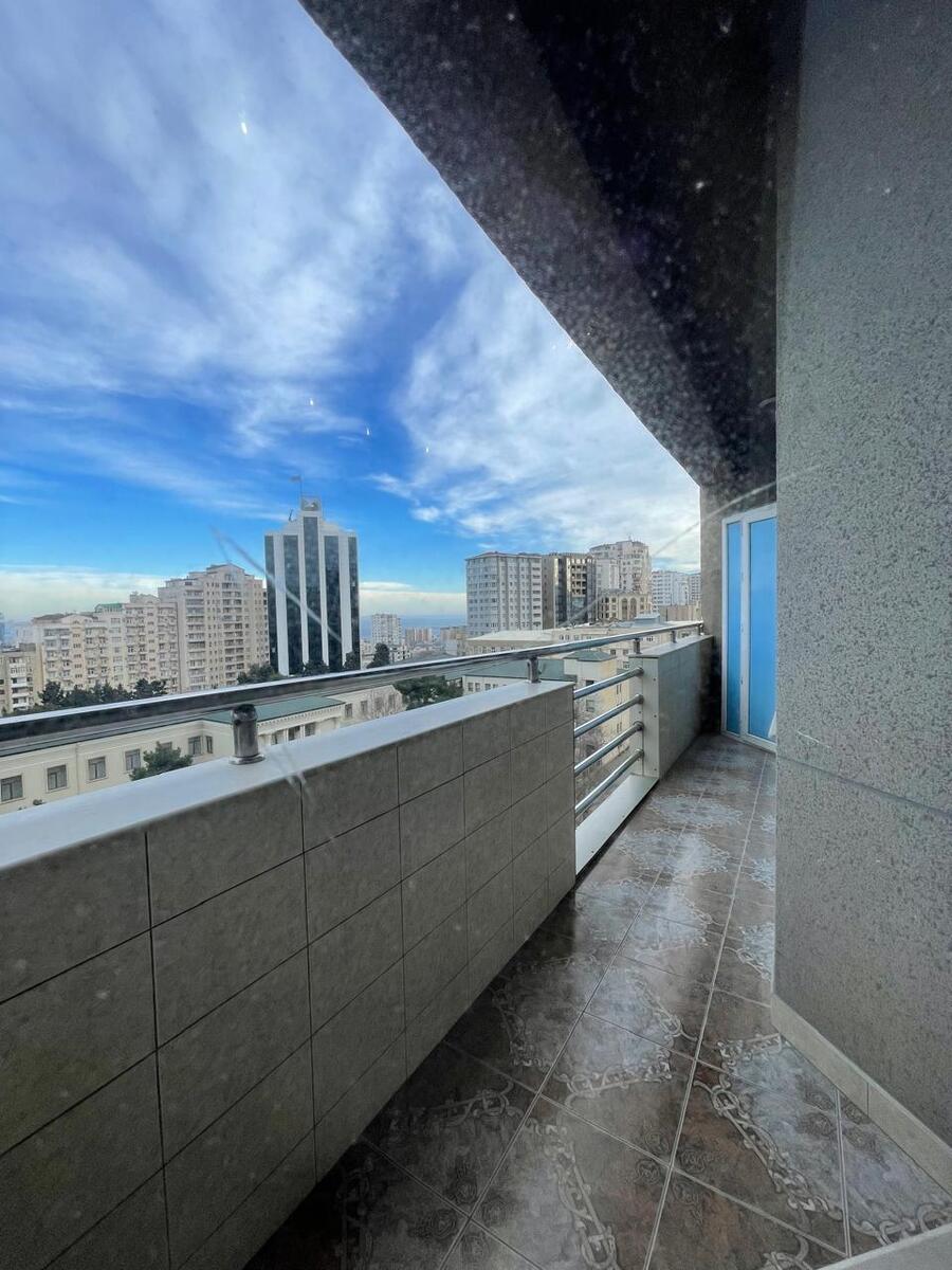 Satılır 4 otaqlı yeni tikili 186 m² — Mənzil, Bakı (5)