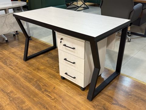 Ofis masası — Bakı