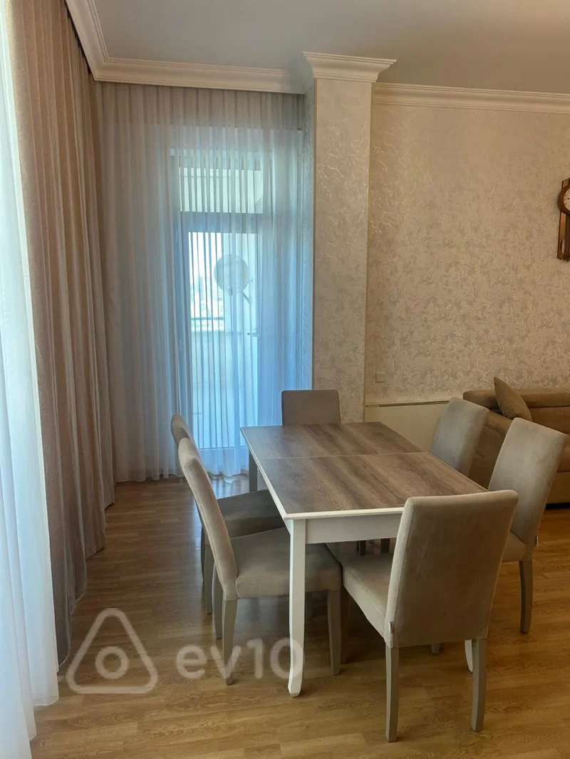 3 otaqlı mənzil, 140 m², 28may — kirayə — Mənzil, Bakı (3)