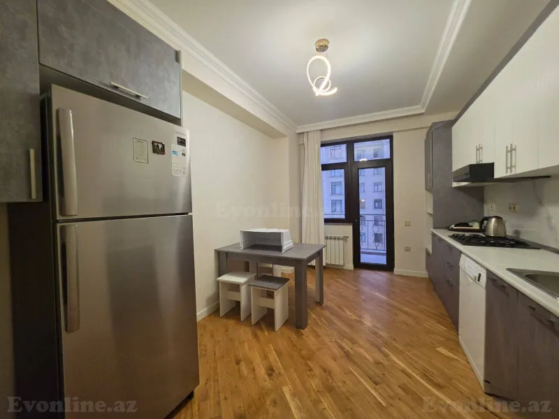 Kirayə verilir 3 otaqlı Mənzil Yeni tikili 130 m² Bakı, Nərimanov r — Mənzil, Bakı (8)