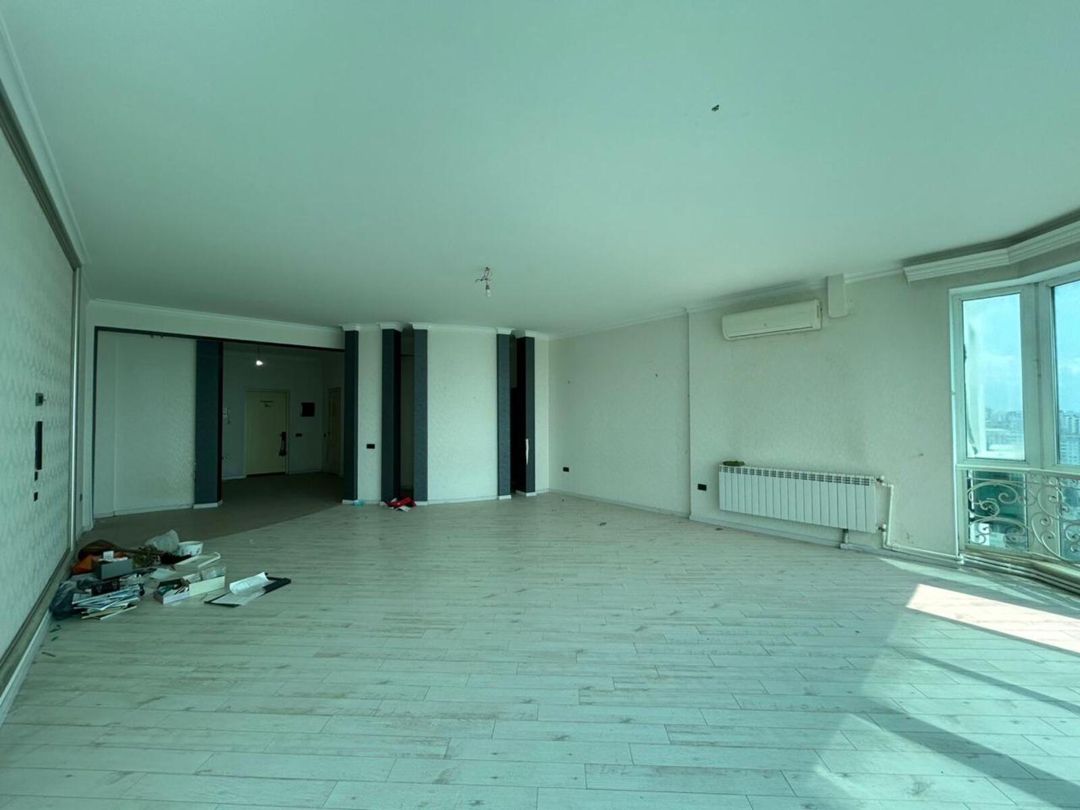 Satılır 3 otaqlı yeni tikili 180 m² — Mənzil, Bakı (7)