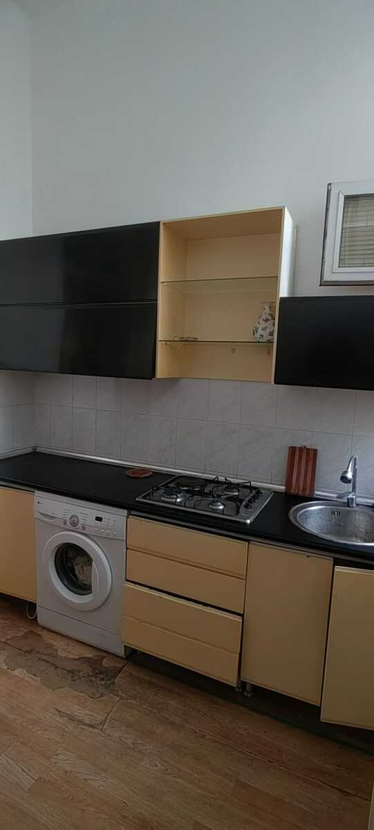 Satılır 2 otaqlı köhnə tikili 50 m² — Mənzil, Bakı (11)