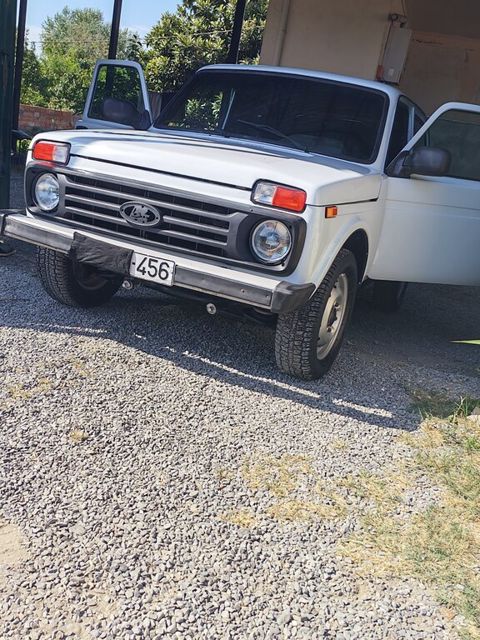 Lada (VAZ) Niva, 1.7 L, 2012 il, 247 917 km — Yevlax