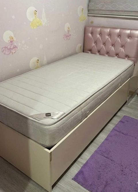 Yataq. Satılır 130 azn. Matras verilir. Ünvan Şamaxinka (SemaG) — Mehdiabad