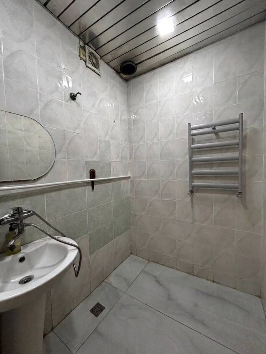 Satılır 2 otaqlı köhnə tikili 82.5 m² — Mənzil, Bakı (7)