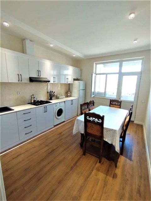 İcarəyə verilir 2 otaqlı yeni tikili 90 m² — Bakı