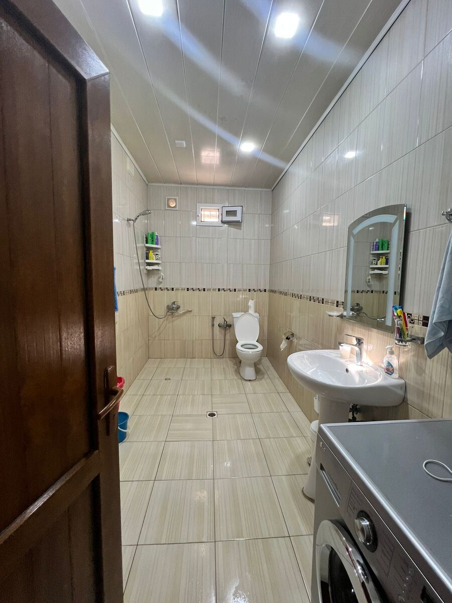 Satılır 4 otaqlı həyət evi/bağ evi 400 m² — Ev, villa, Bakı (10)