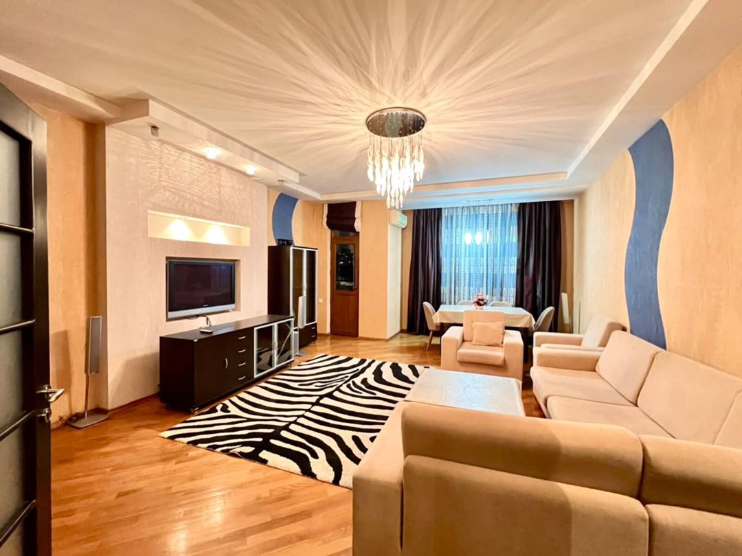Satılır 3 otaqlı yeni tikili 170 m² — Mənzil, Bakı (4)