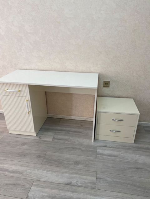 Endirim Masa +tumba Az istifade olunub ikisi bir yerde 70 AZN. Unvan — Bakı