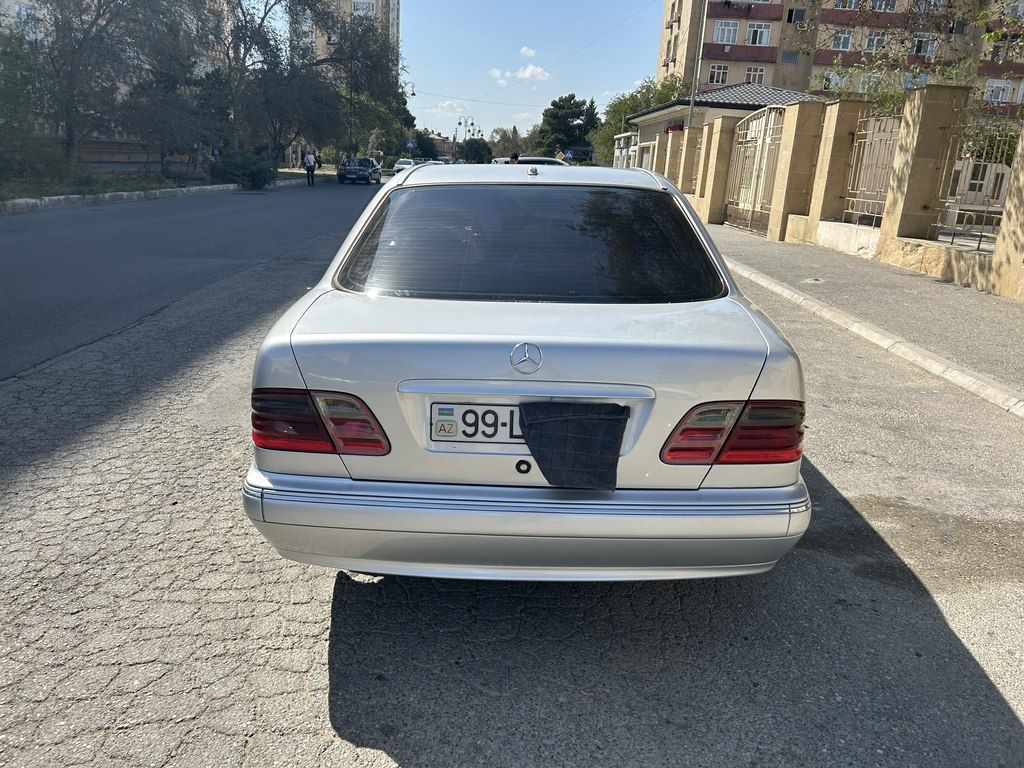 Mercedes E 220, 2.2 L, 2001 il, 500 000 km — Avtomobillər, Bakı (11)