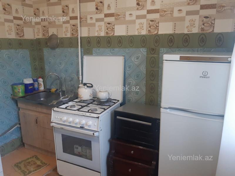 Satılır 3 otaqlı Bina evi menzil (Köhnə tikili), 74 m², 18-ci mikrorayon — Mənzil, Sumqayıt (11)