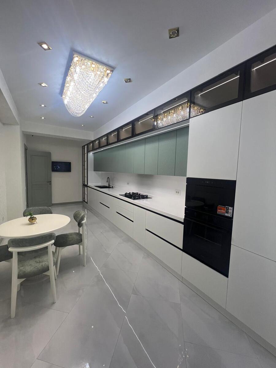 Satılır 4 otaqlı yeni tikili 186 m² — Mənzil, Bakı (9)