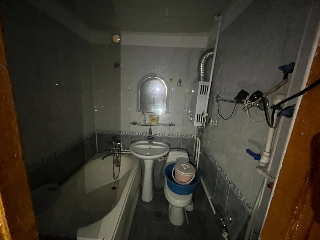 Satılır 1 otaqlı köhnə tikili 44 m² — Mənzil, Bakı (8)
