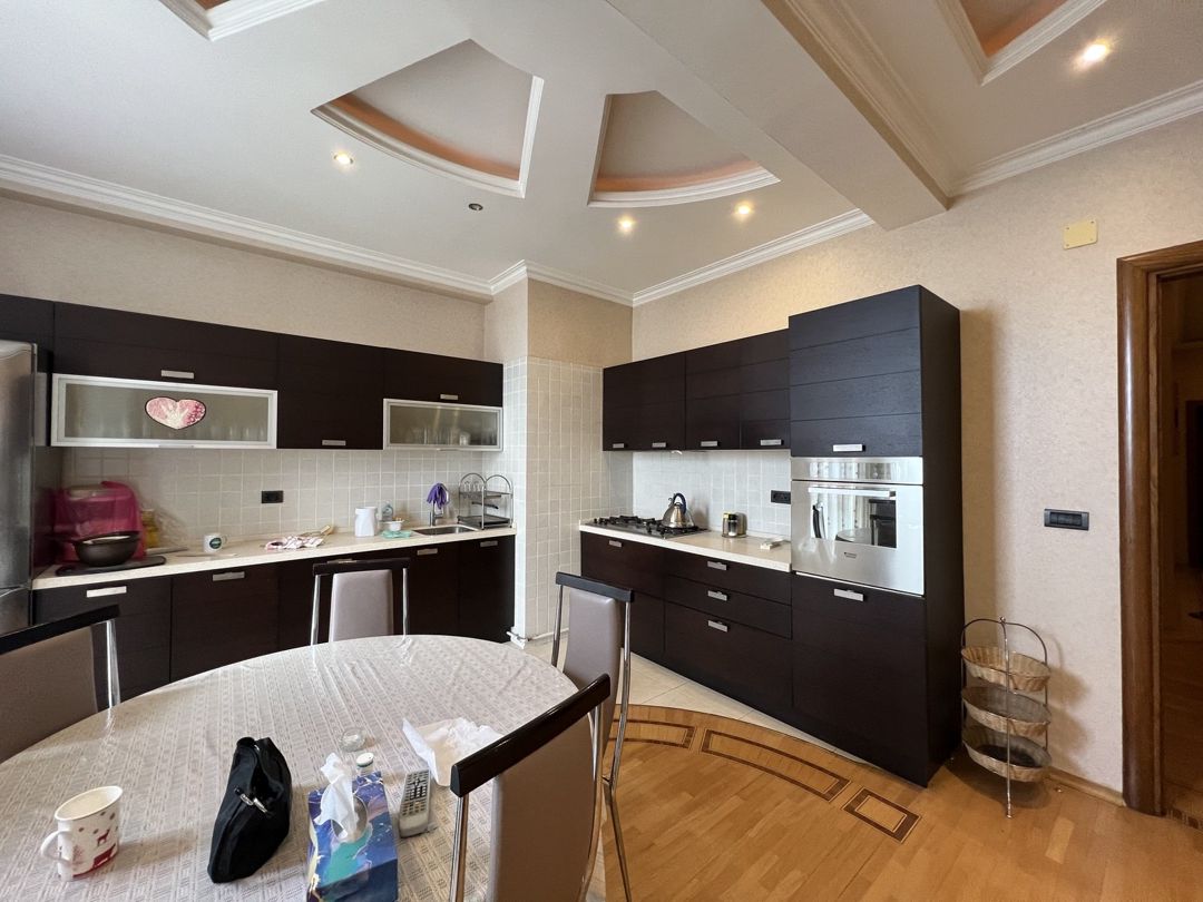 Satılır 4 otaqlı yeni tikili 185 m² — Mənzil, Bakı (10)