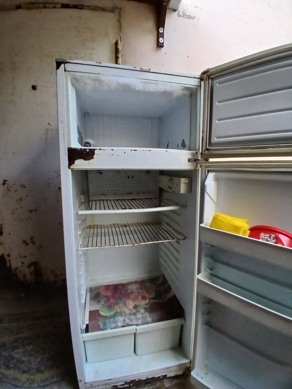 İki bölməli məişət soyuducusu satılır — Soyuducular, Digah (2)
