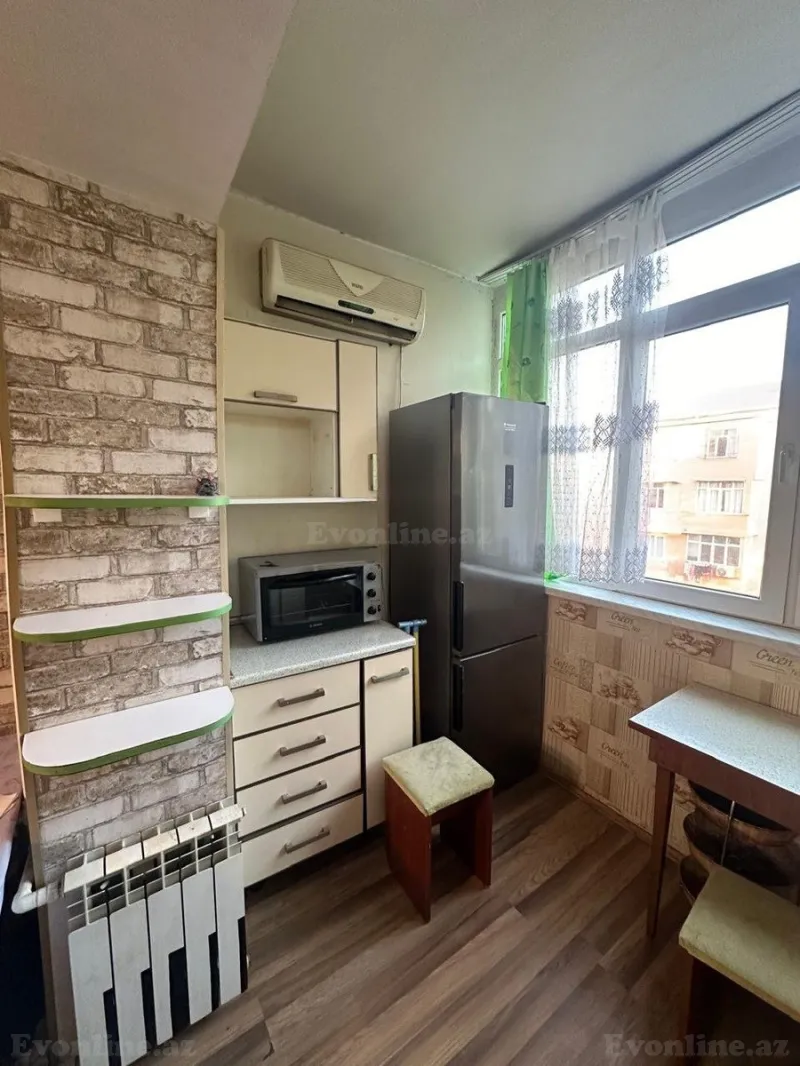 Satılır 3 otaqlı Mənzil Köhnə tikili 48 m² Bakı, Xətai r., Həzi Aslanov m., Həzi Aslanov — Mənzil, Bakı (7)