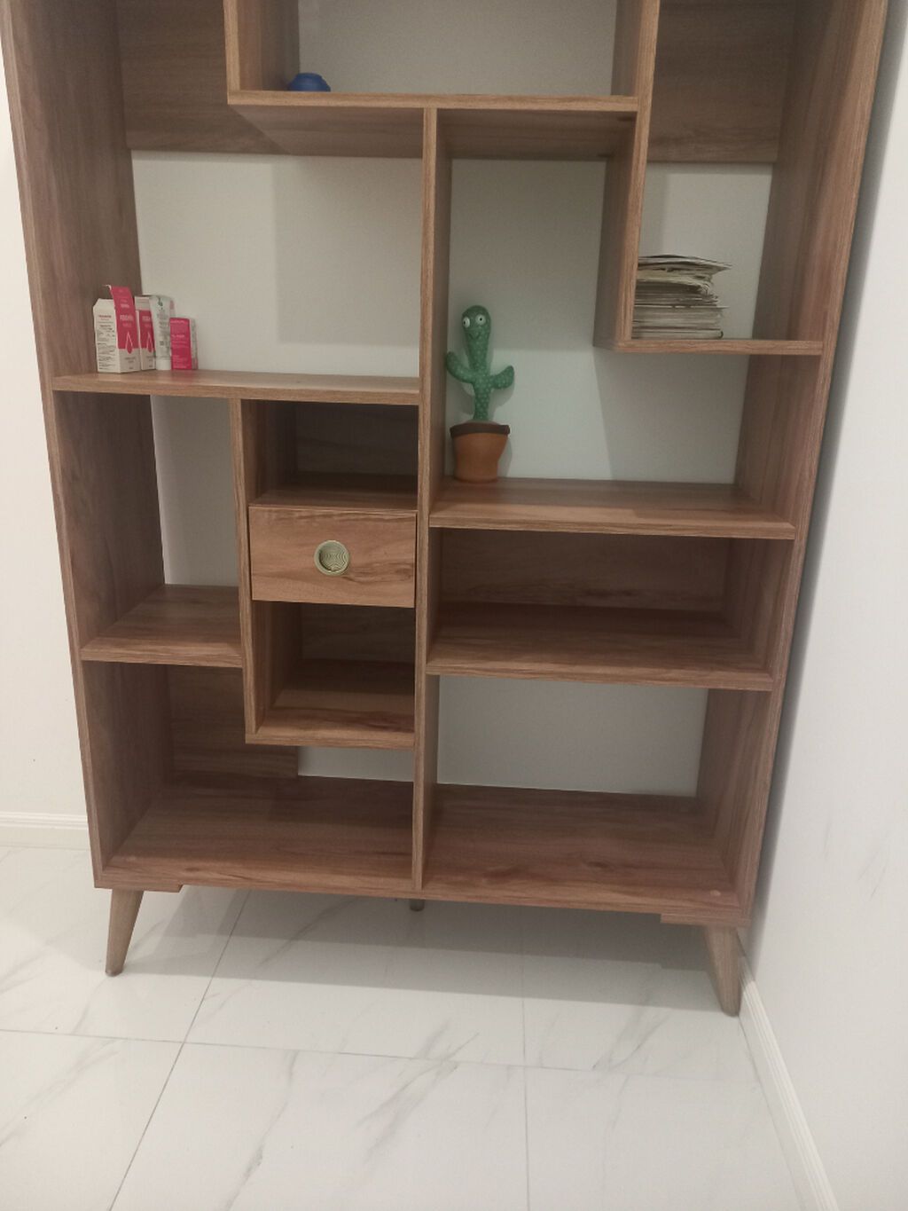 Kitab rəfi yaxşı vəziyyətdə — Ofis mebeli, Bakı (3)