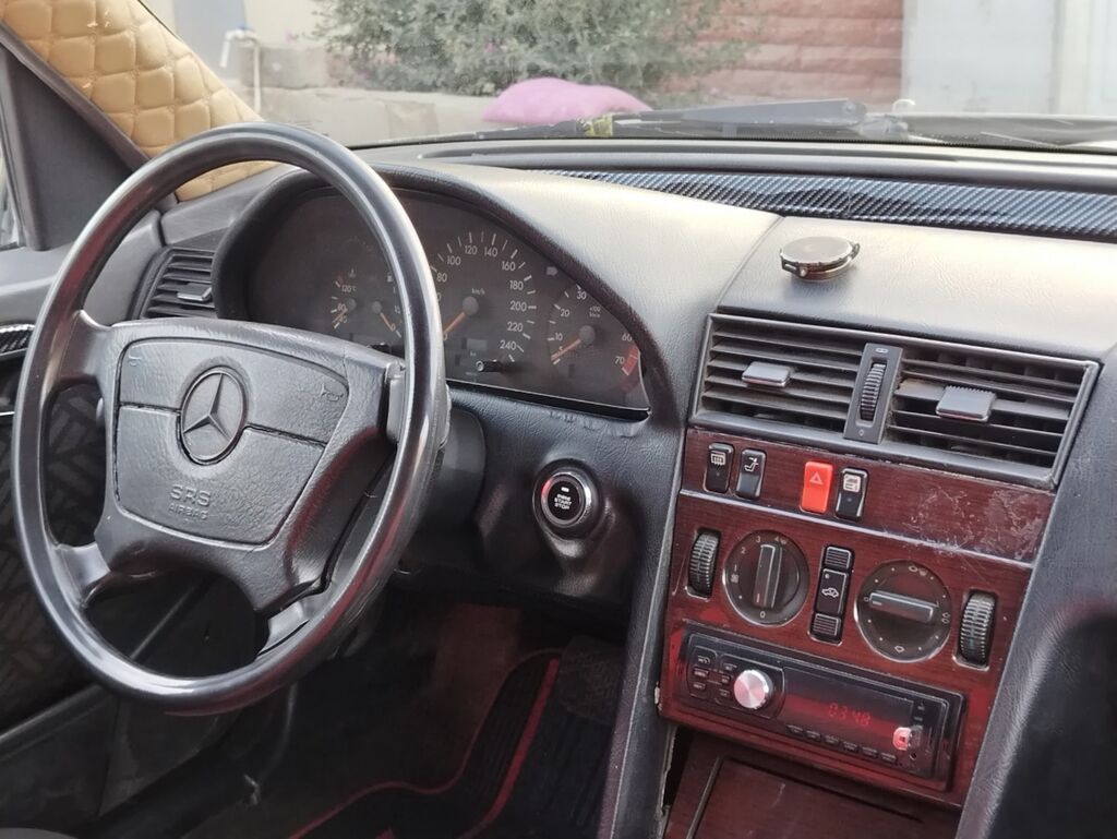 Mercedes-Benz C-Class: 1.8 l 1994 il Sedan 99-TL-792 — Avtomobillər, Digah (4)