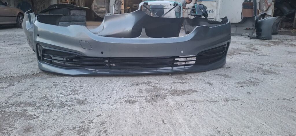 BMW F10 restal ucun G30 üçün ön və arxa bamper komplekti F10- 120m — Kuzov hissələri, Bakı (2)