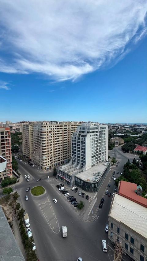 Satılır 3 otaqlı yeni tikili 122 m² — Bakı