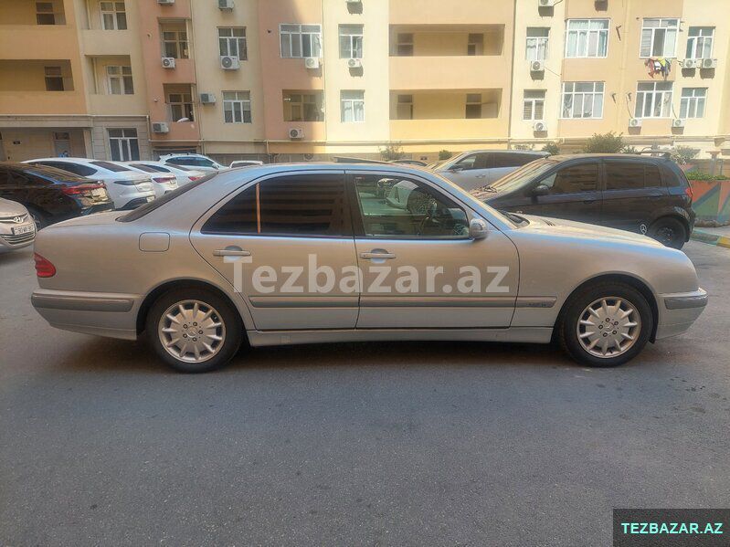 Avtomobil qaraj şəraitində saxlanılıb — Avtomobillər, Bakı (6)