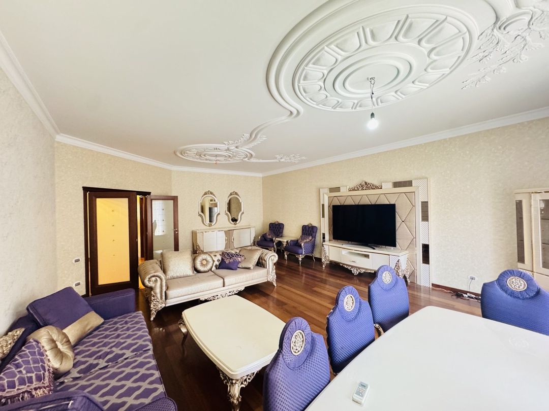 Satılır 4 otaqlı yeni tikili 250 m² — Mənzil, Bakı (3)