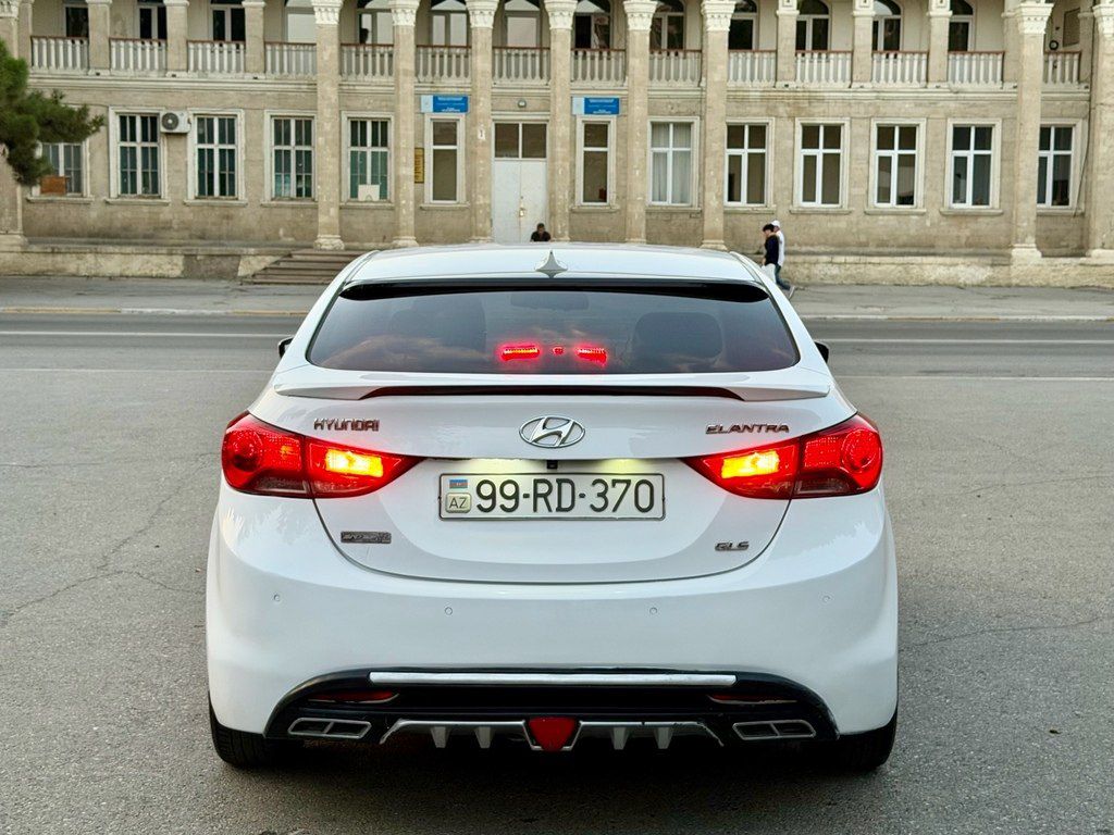 Hyundai Elantra, 1.8 L, 2013 il, 270 000 km 99-RD-370 — Avtomobillər, Bakı (4)