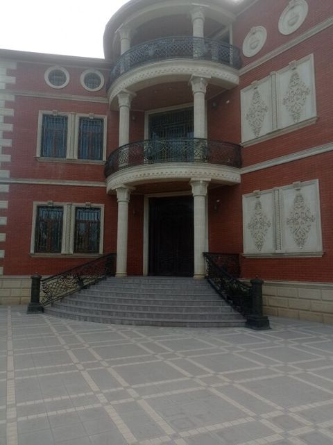 Həyət evi, Abşeron r — Bakı