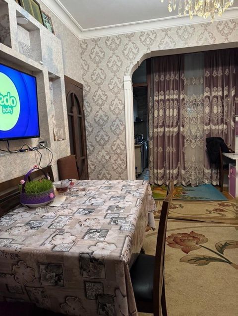 Satılır 3 otaqlı köhnə tikili 80 m² — Bakı