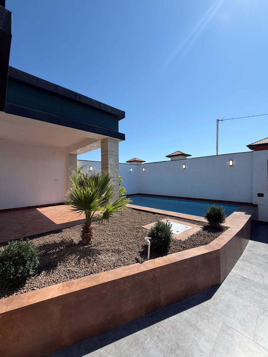 Satılır 4 otaqlı həyət evi/bağ evi 165 m² — Ev, villa, Bakı (2)