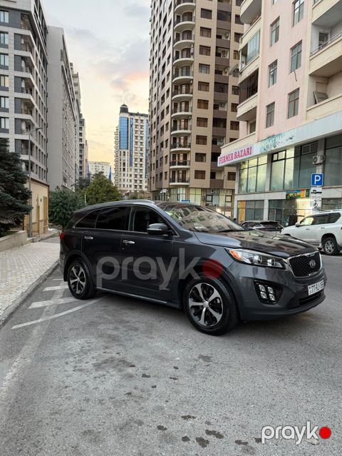 Kia Sorento EX AWD – tünd boz rəngli 5 nəfərlik krossover — Bakı