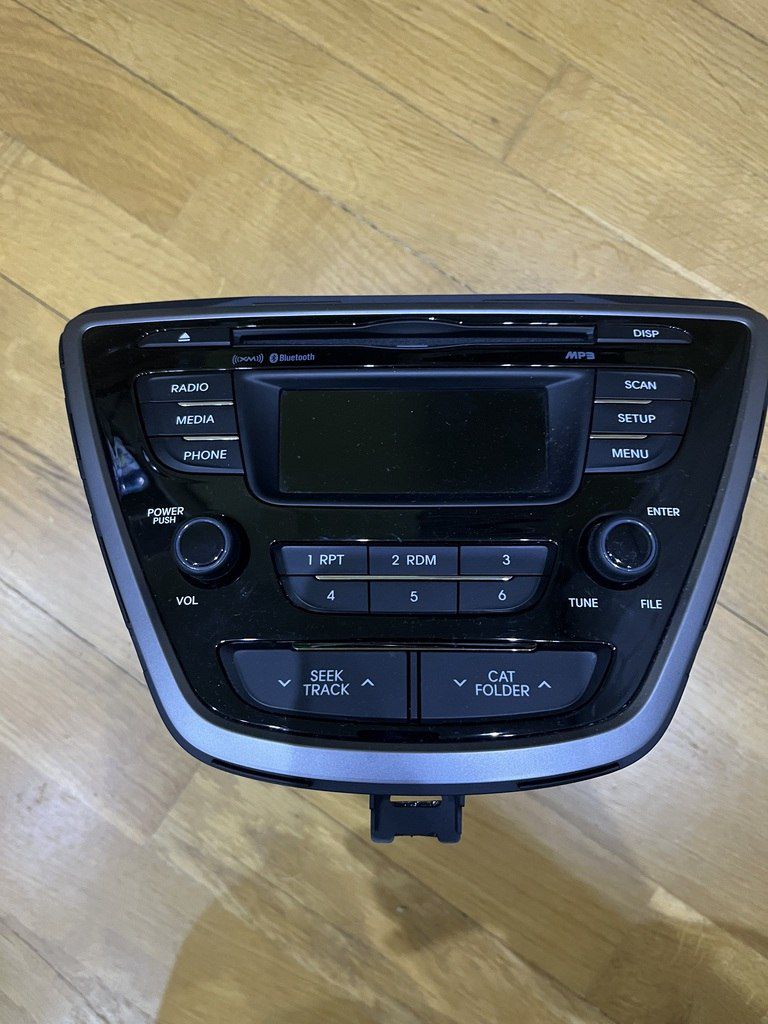 "Hyundai Elantra" maqnitolası — Ehtiyat hissələri və aksesuarlar, Bakı