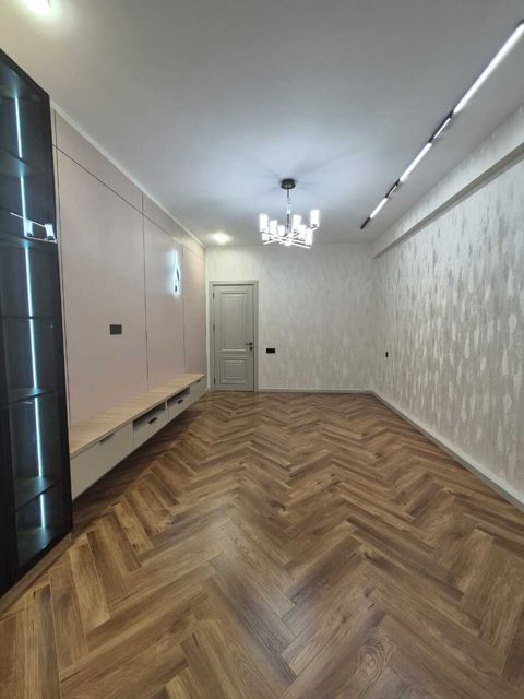 Satılır 2 otaqlı yeni tikili 74 m² — Bakı