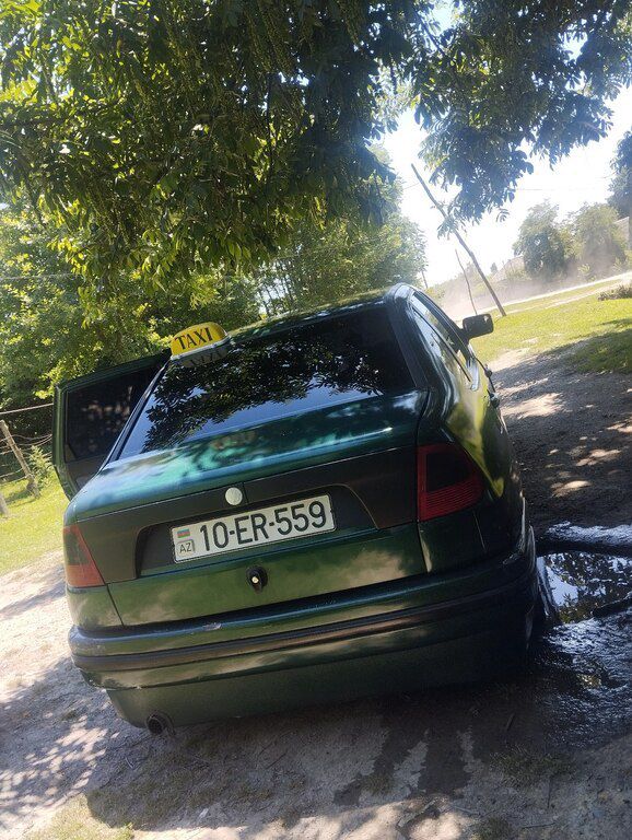 Volkswagen Polo, 1.6 L, 1995 il, 421 656 km 10-ER-559 — Avtomobillər, Balakən (2)