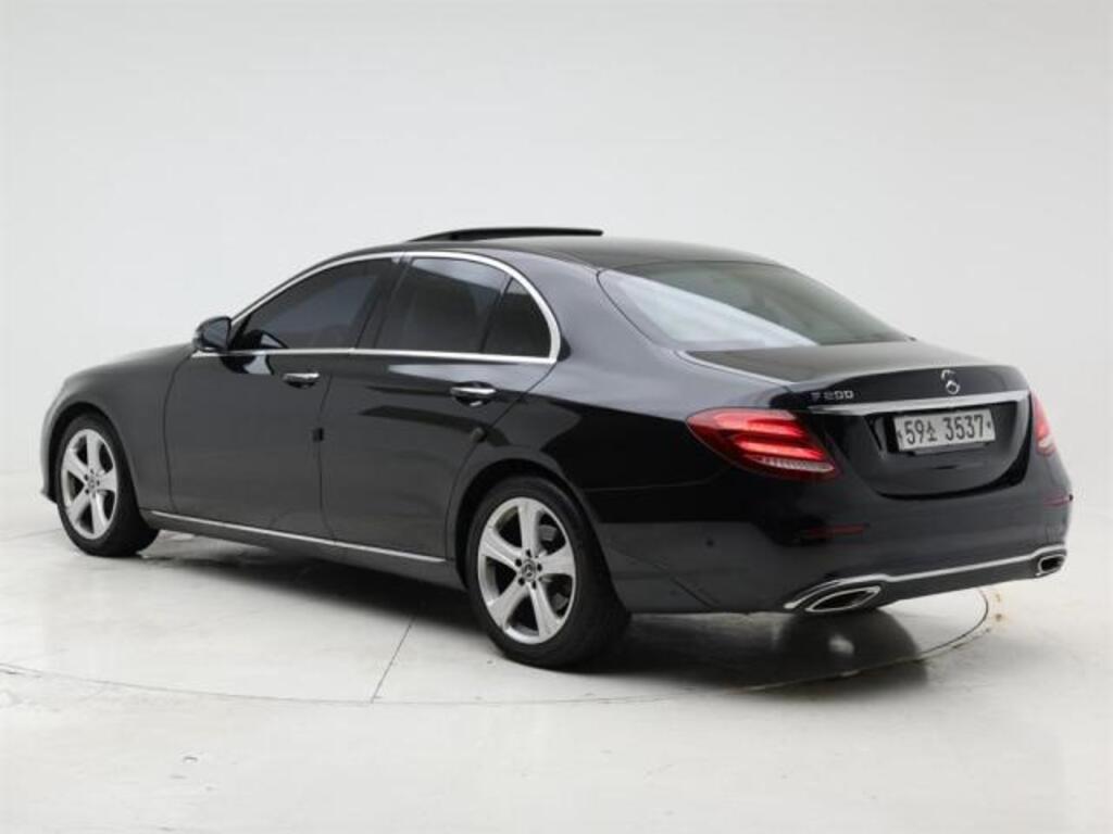 Mercedes E 200, 2.0 L, 2018 il, 176 234 km — Avtomobillər (2)