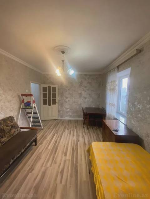Satılır 2 otaqlı Mənzil Köhnə tikili 40 m² Bakı, Xətai r., Həzi Aslanov m., Həzi Aslanov — İsa bey