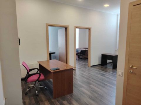 İcarəyə verilir 3 otaqlı ofis 70 m² — Bakı