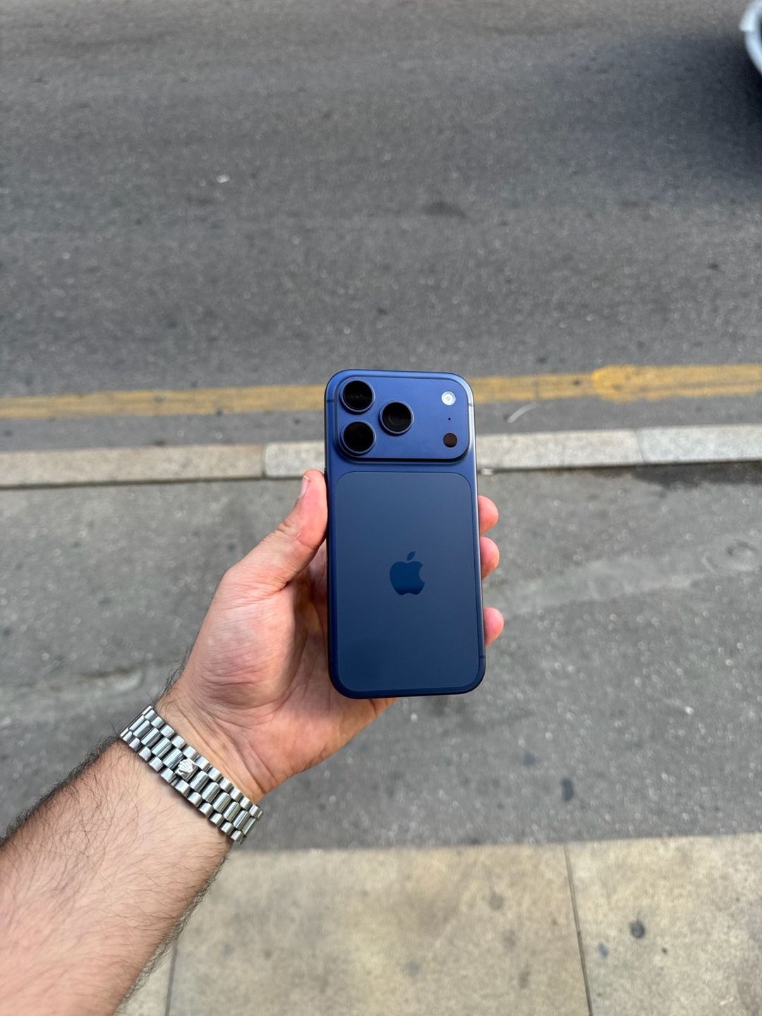 Apple iPhone 17 Pro Deep Blue 256GB/12GB — Smartfonlar, Bakı